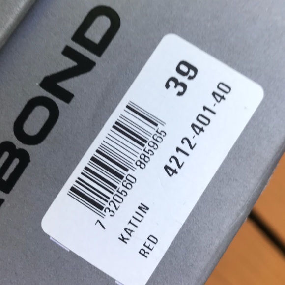 SOLD!! Vagabond Katlin Leather Red Ankle Boot - Picture 6 of 8